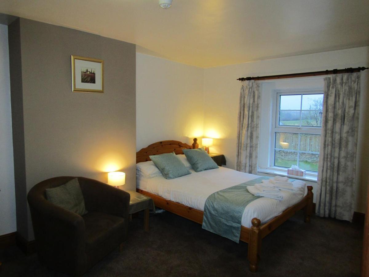 The Belted Will Inn Farlam Bagian luar foto